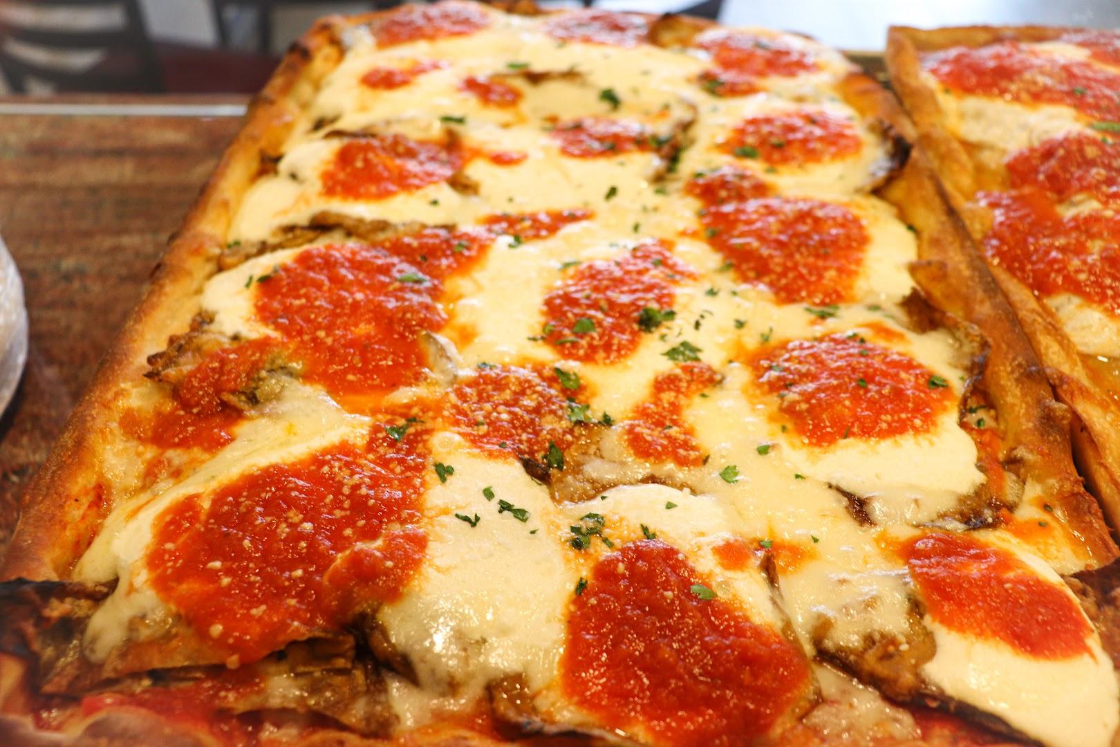 Angelo's Pizza